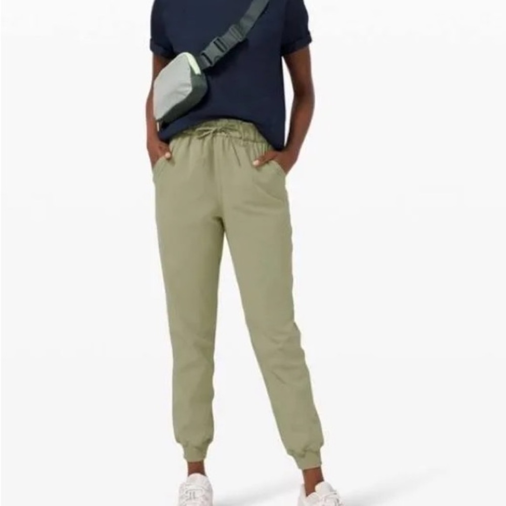 Lululemon Keep it Moving Rosemary Jogger